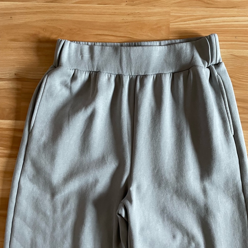Super Cute And Now This Wide Leg High Rise Sweatpants - Sz M - Picture 4 of 9